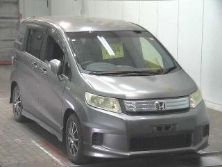 HONDA FREED SPIKE
