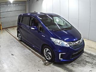 HONDA FREED HYBRID