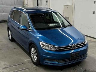 VOLKSWAGEN GOLF TOURAN