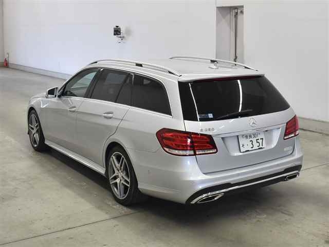 MERCEDES BENZ E CLASS