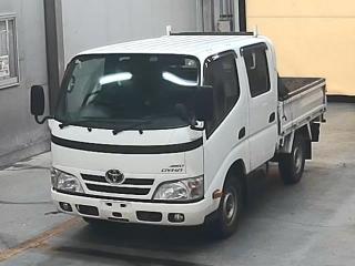 TOYOTA DYNA