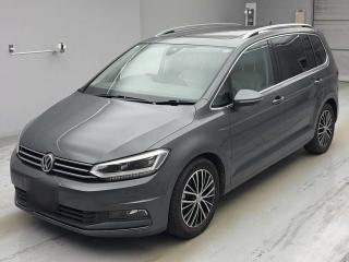 VOLKSWAGEN GOLF TOURAN