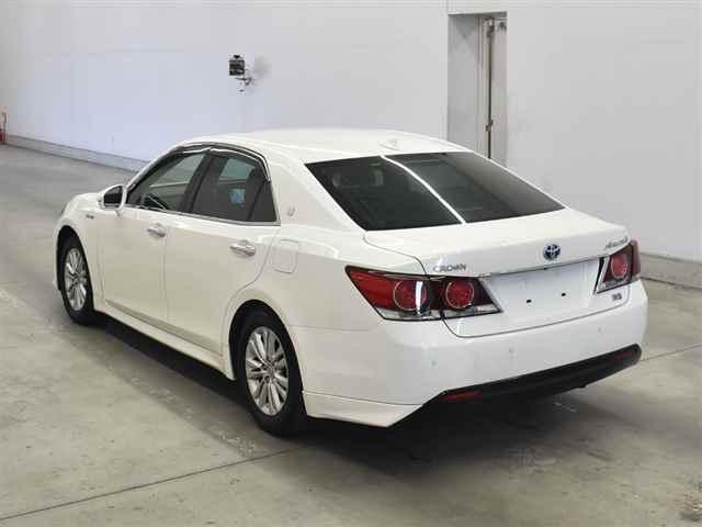 TOYOTA CROWN HYBRID