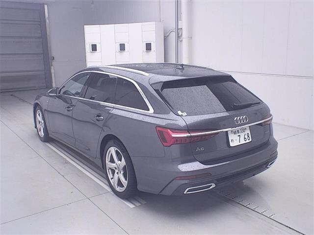 AUDI A6 AVANTE