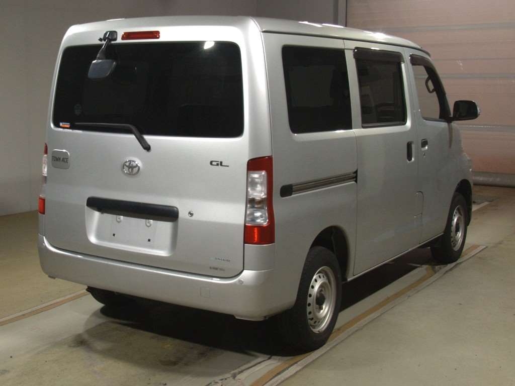 TOYOTA TOWN ACE VAN