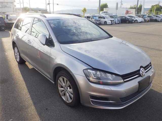 VOLKSWAGEN GOLF VARIANT