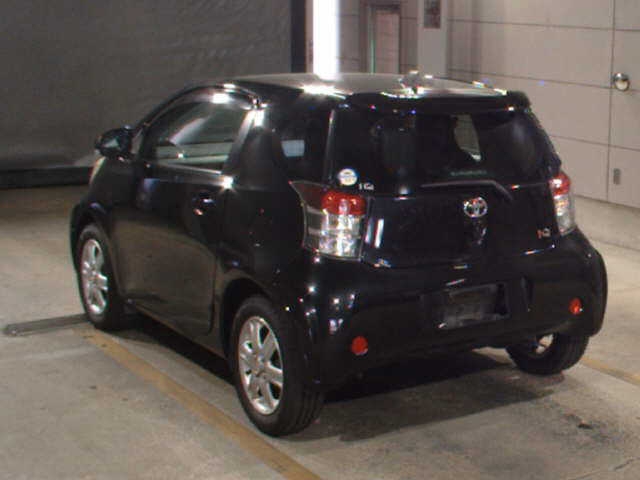 TOYOTA IQ