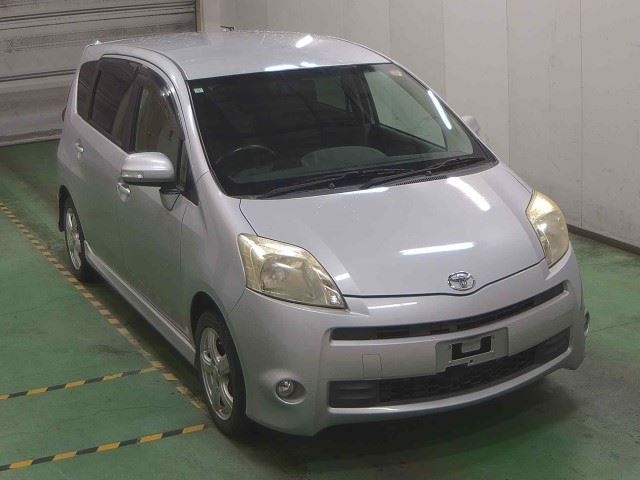 TOYOTA PASSO SETTE