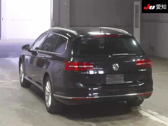 VOLKSWAGEN PASSAT VARIANT
