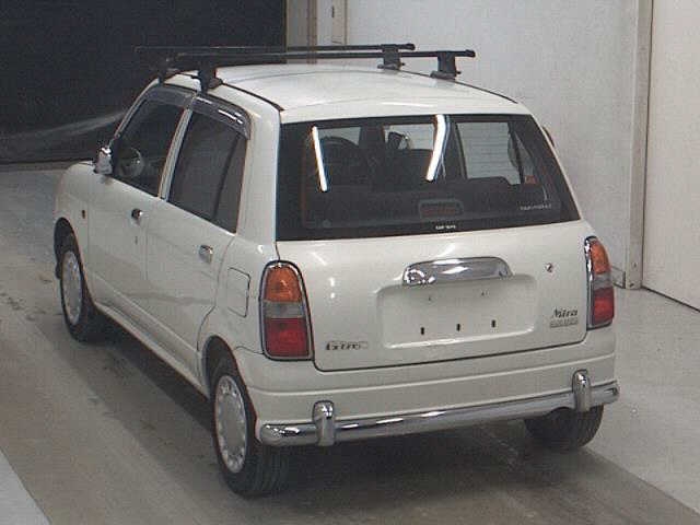 DAIHATSU MIRA GINO