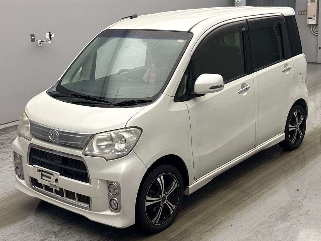 DAIHATSU TANTO EXE