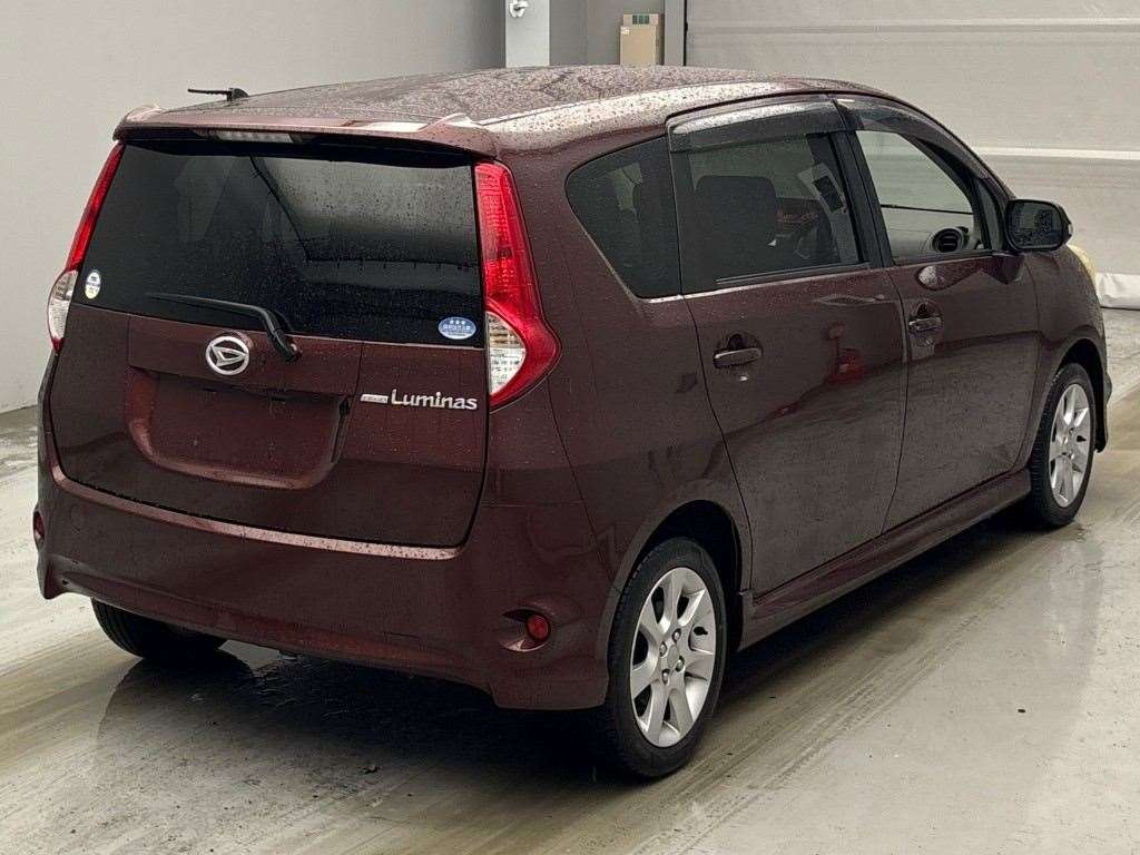 DAIHATSU BOON LUMINAS