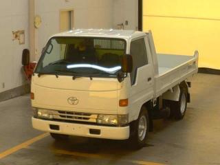 TOYOTA DYNA