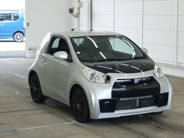 TOYOTA IQ