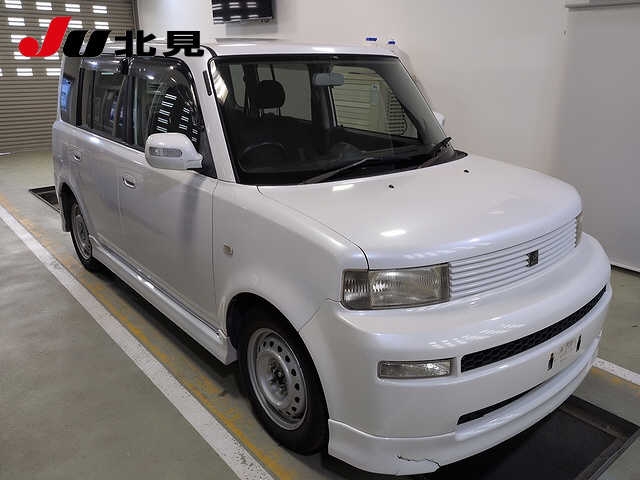 TOYOTA BB