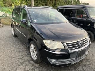 VOLKSWAGEN GOLF TOURAN