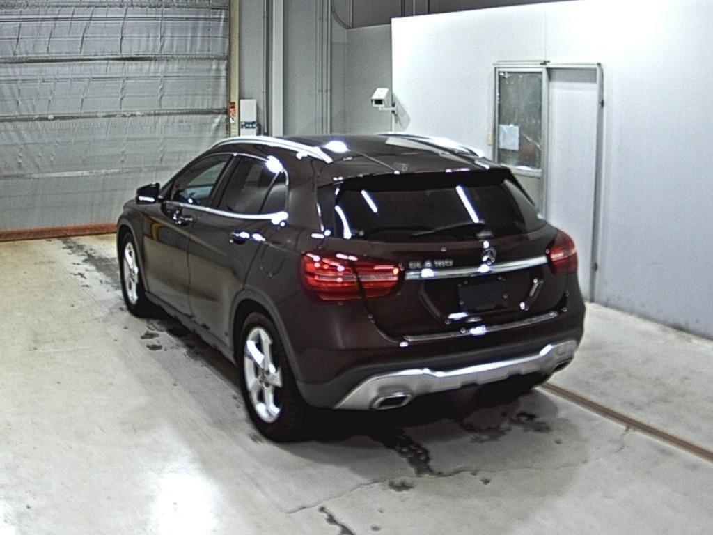 MERCEDES BENZ GLA
