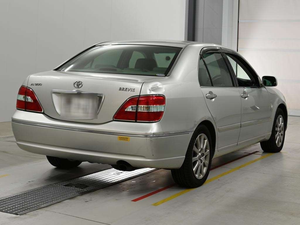 TOYOTA BREVIS
