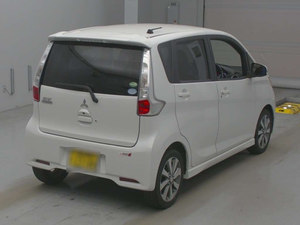 MITSUBISHI EK CUSTOM