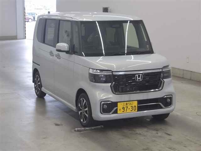 HONDA N BOX CUSTOM