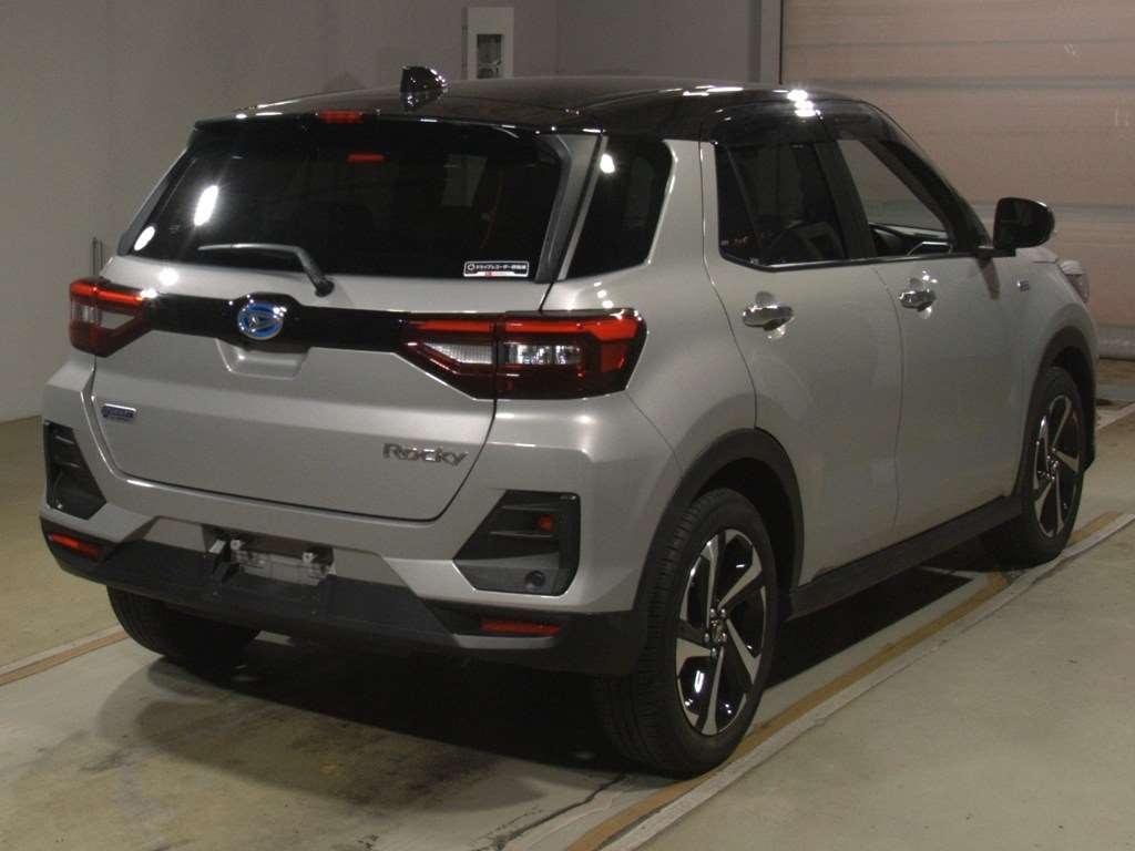 DAIHATSU ROCKY