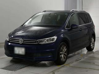 VOLKSWAGEN GOLF TOURAN