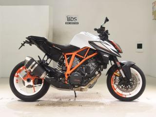 KTM KTM 1290 SUPER DUKE R