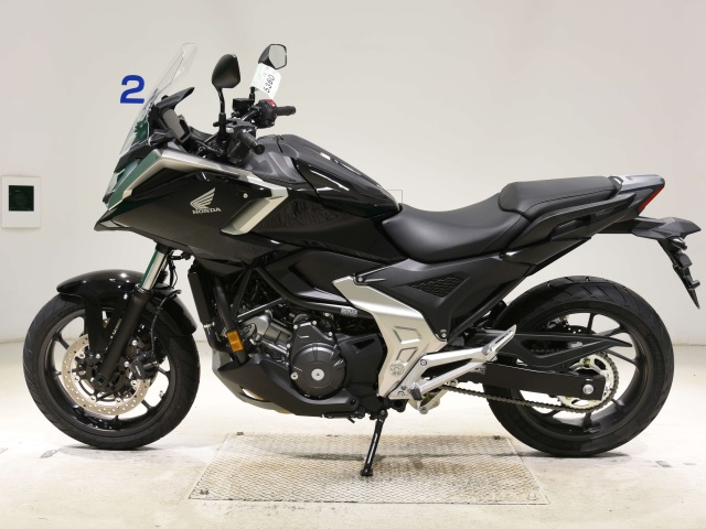 Honda NC750XD-3