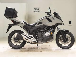 Honda NC750X-3