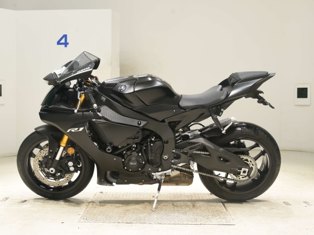 Yamaha YZF-R1