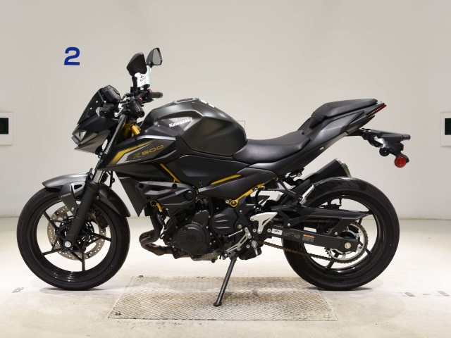 Kawasaki Z500-2