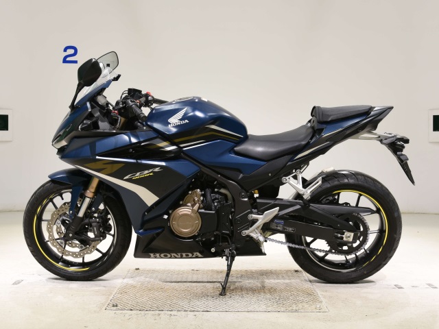 Honda CBR400R-2