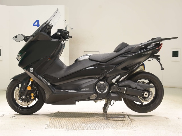 Yamaha T-MAX560T