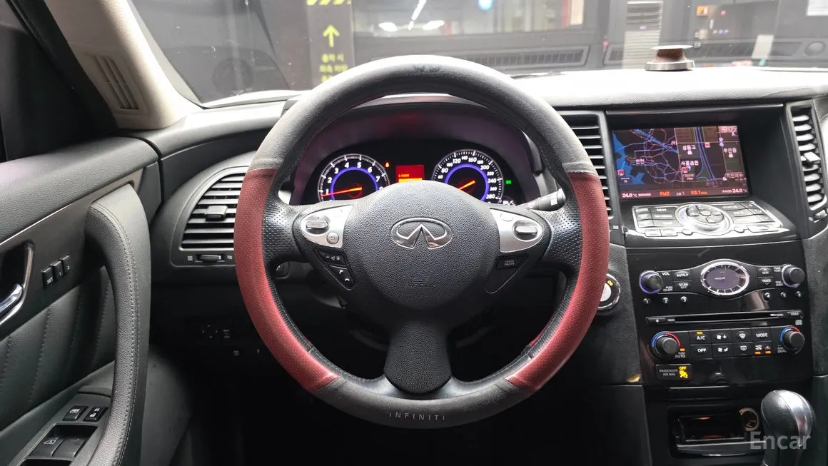 Infiniti FX