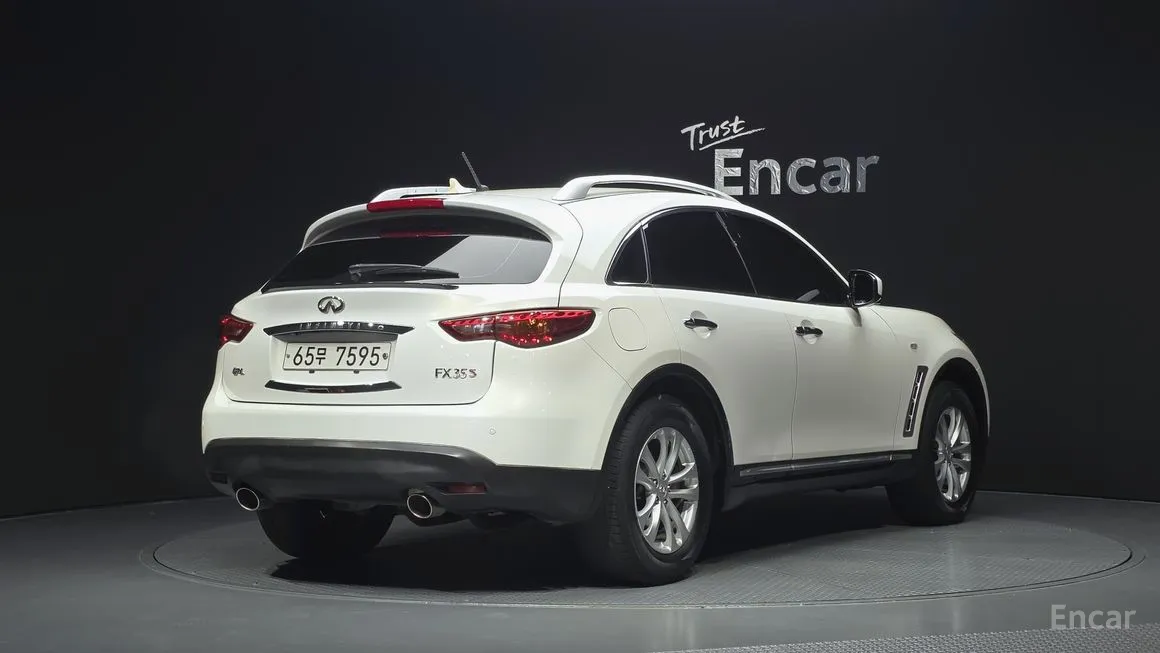 Infiniti FX
