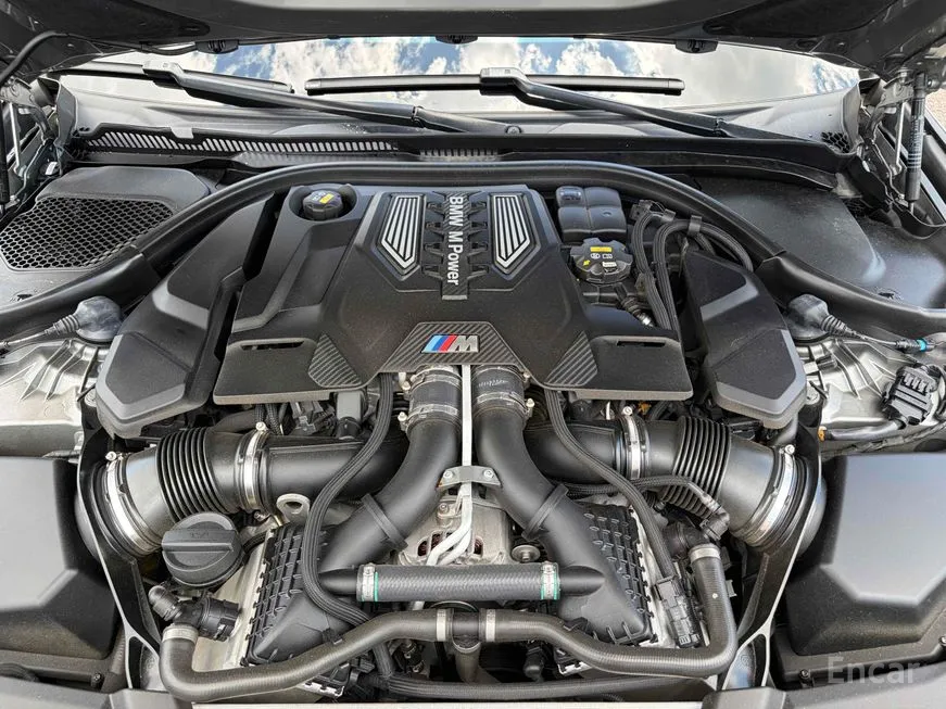 BMW M5