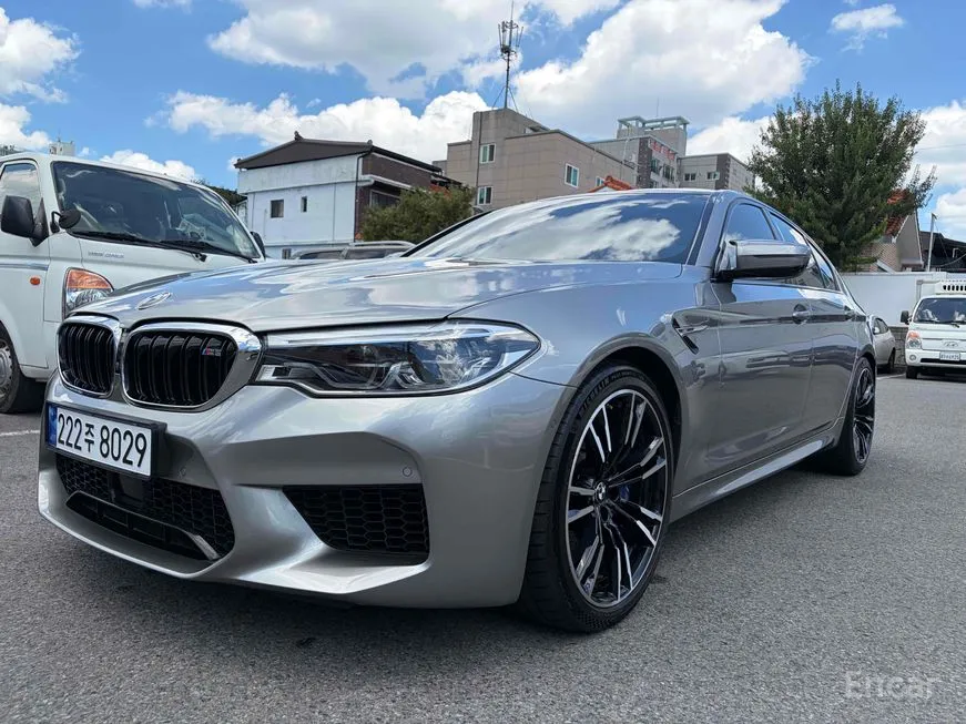 BMW M5