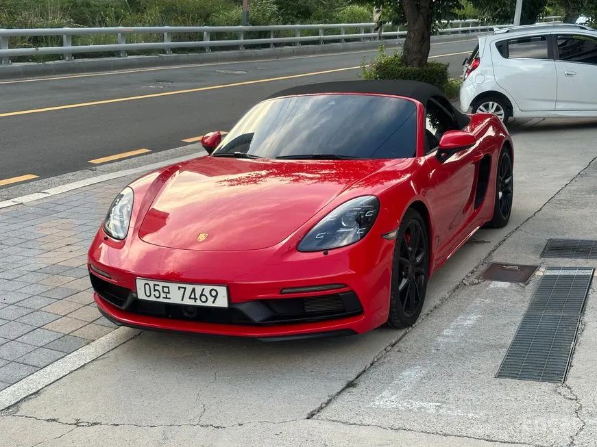 Porsche 718