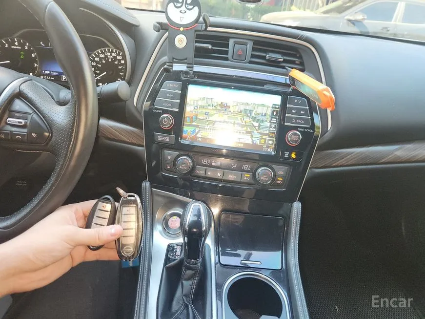Nissan Maxima