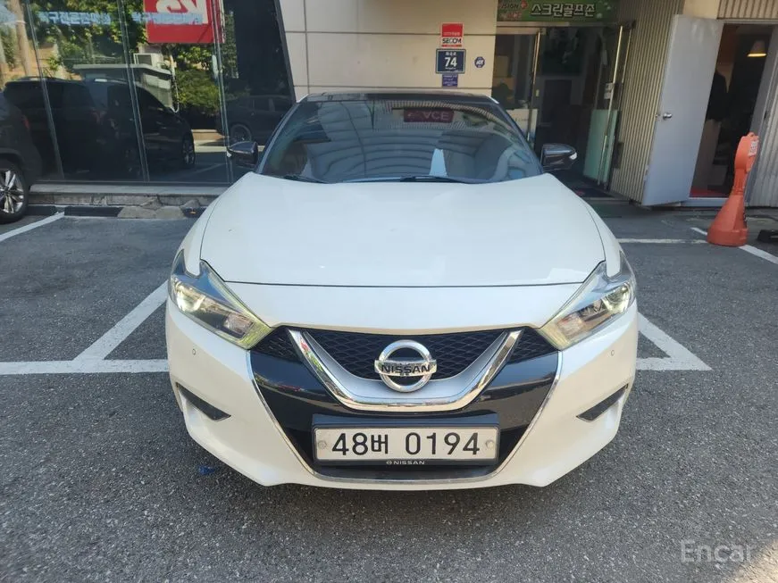 Nissan Maxima