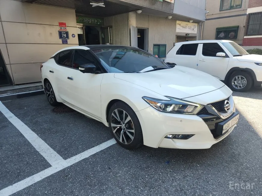 Nissan Maxima