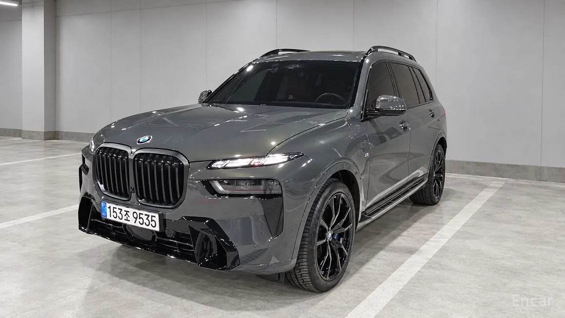BMW X7