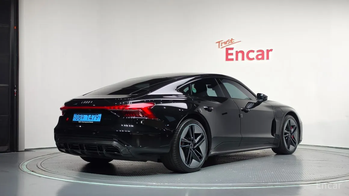 Audi RS e-tron GT
