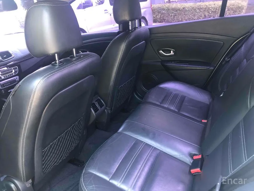 Renault SM3