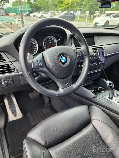 BMW X6M