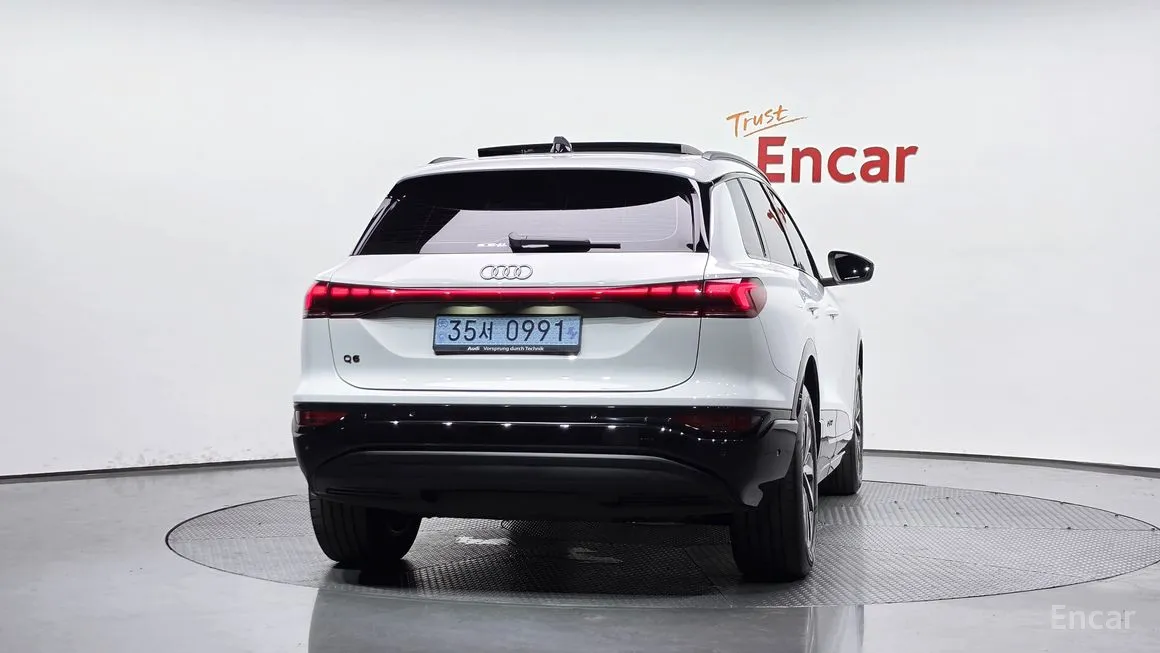 Audi Q6 e-tron