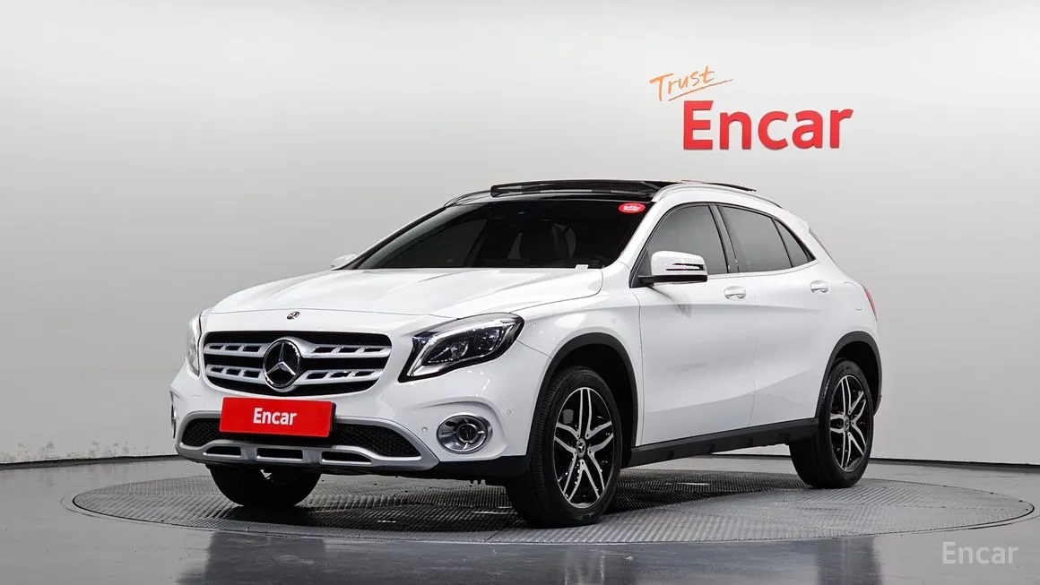 Mercedes-Benz GLA-Class