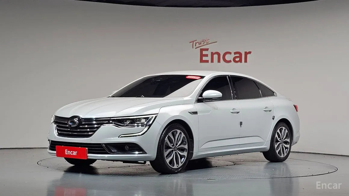 Renault SM6