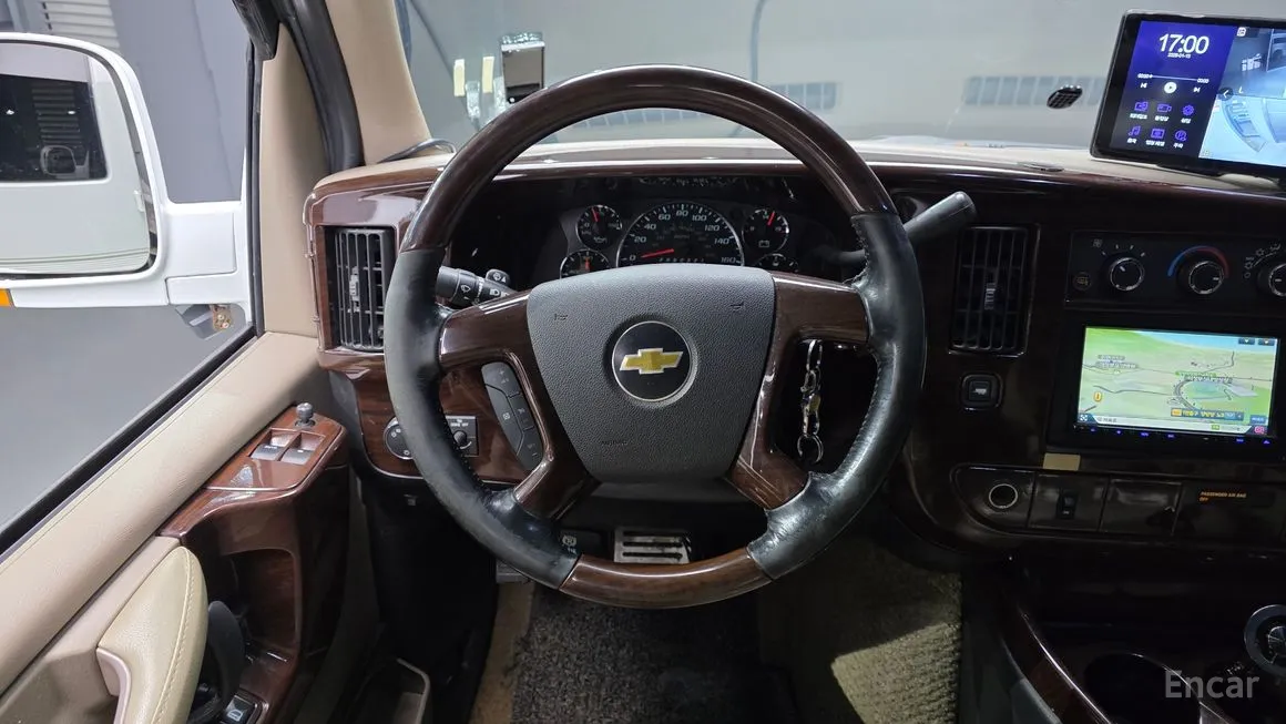 Chevrolet Express Van