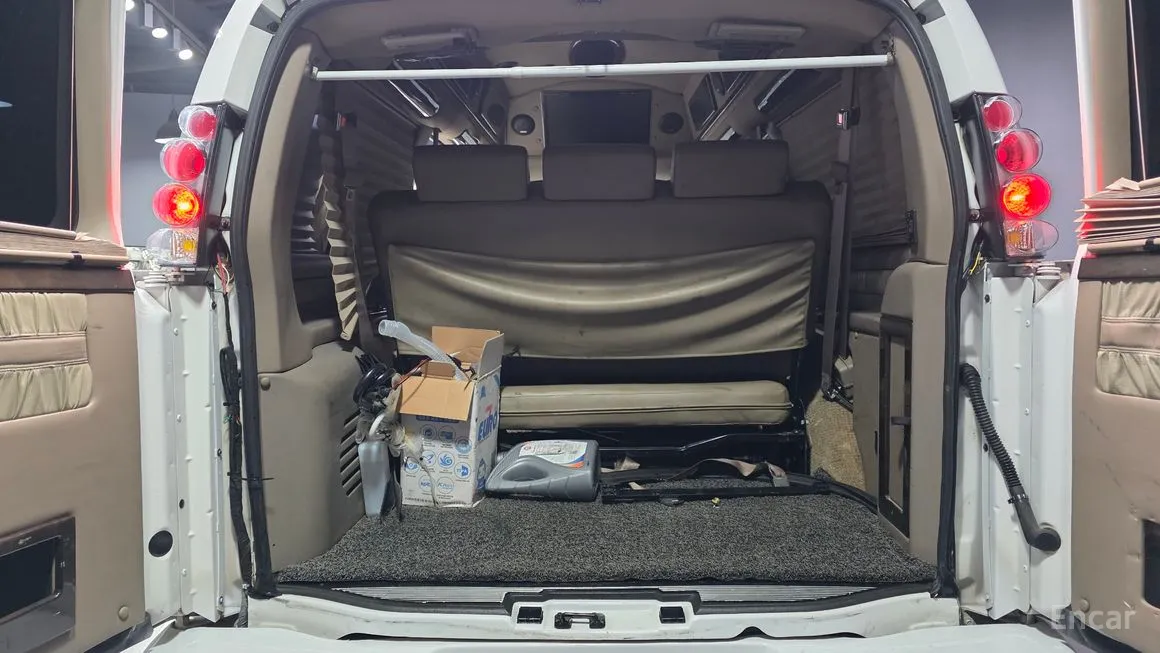 Chevrolet Express Van